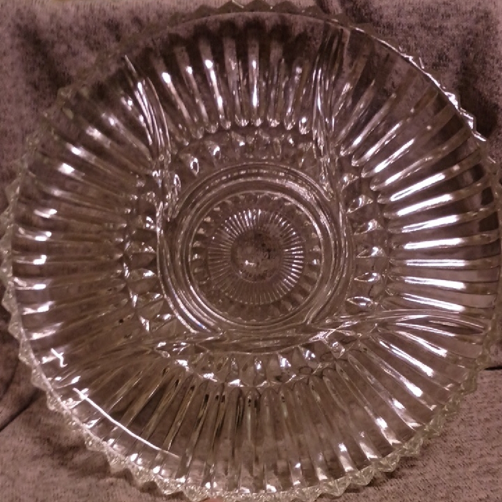 Kromex Lazy Susan 5 part clear glass relish dish. No call outs. Saw tooth circle